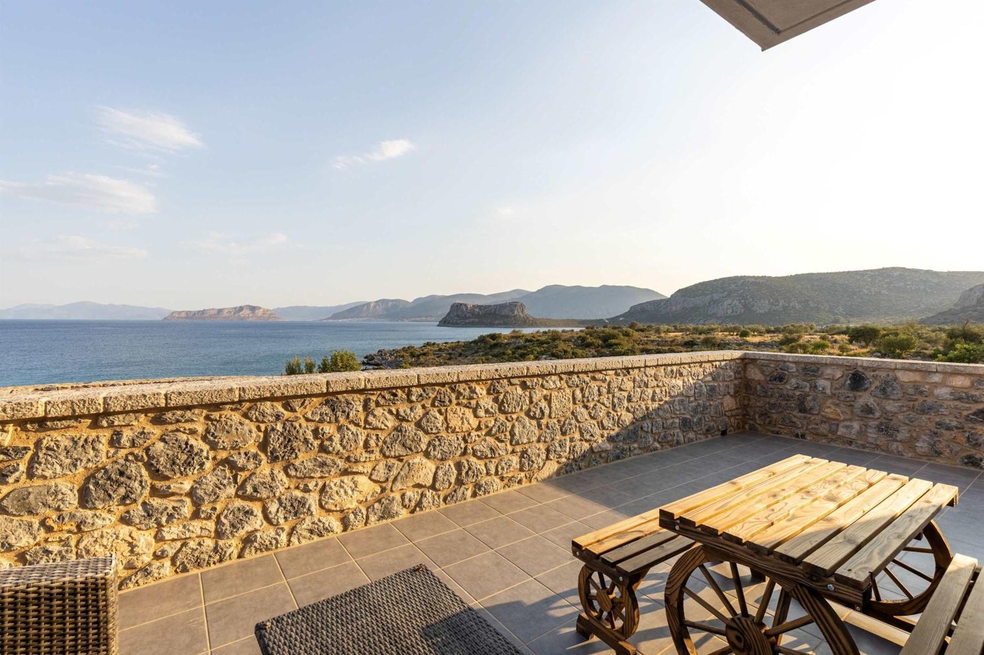 Katerina'S Villas - Monemvasia Beachfront Stone Paradise Exterior photo